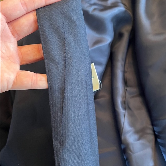 J. Crew Ludlow Slim-fit suit jacket in Italian wool in Navy Blue Size 42R - Picture 16 of 16